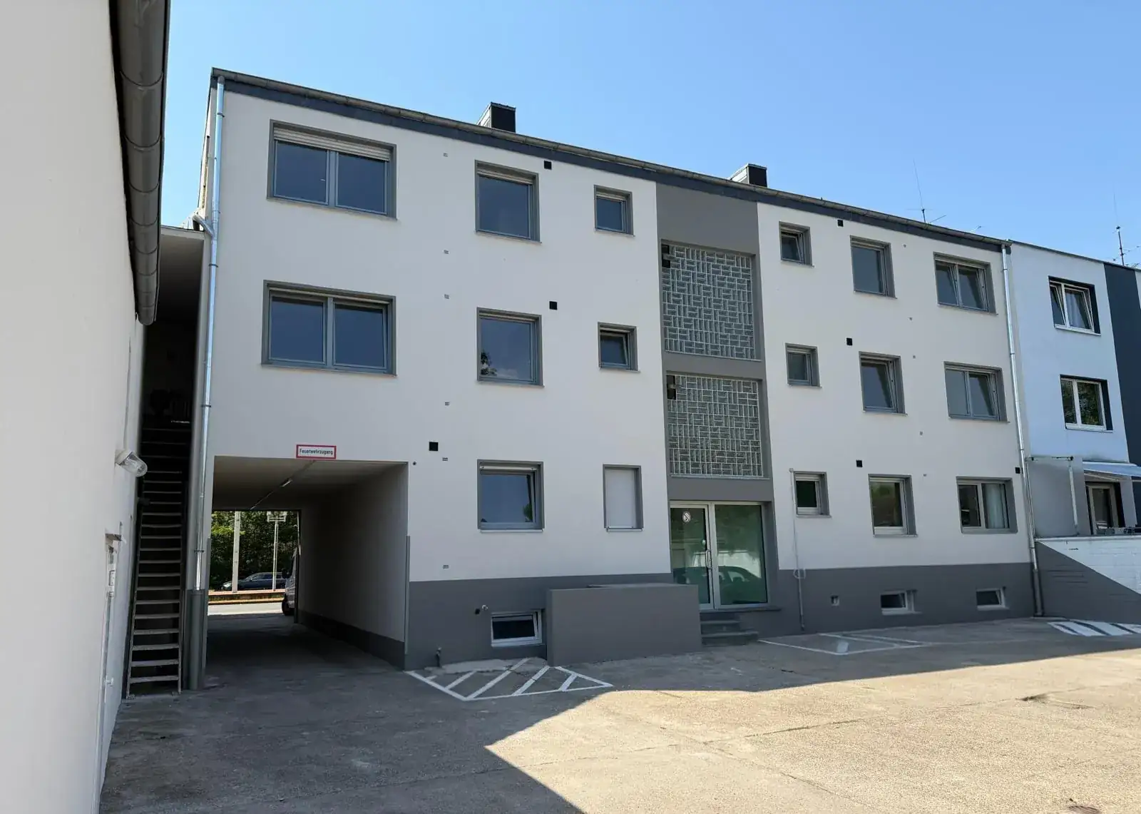 The courtyard, Aachener Straße 1274